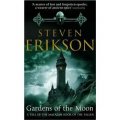 Gardens of the Moon (Malazan Book 1) [平裝]