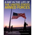 A Day in the Life of the United States Armed Forces [精裝]