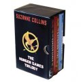 The Hunger Games Trilogy Box set [精裝] (「飢餓遊戲三部曲」套裝，共3冊)