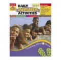 Daily Summer Activities: Between Grade 6 and 7 [平裝]