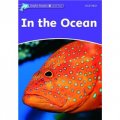 Dolphin Readers Level 4: In the Ocean [平裝] (海豚讀物 第四級 ：海底世界)