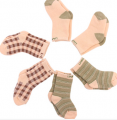 良良liangliang 精紡苧麻保健襪（六雙裝）款式隨機 0-1歲襪底8cm