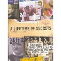 A Lifetime of Secrets [精裝] (一生的秘密: 明信片圖書告訴你秘密)
