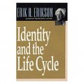 Identity and the Life Cycle [平裝]